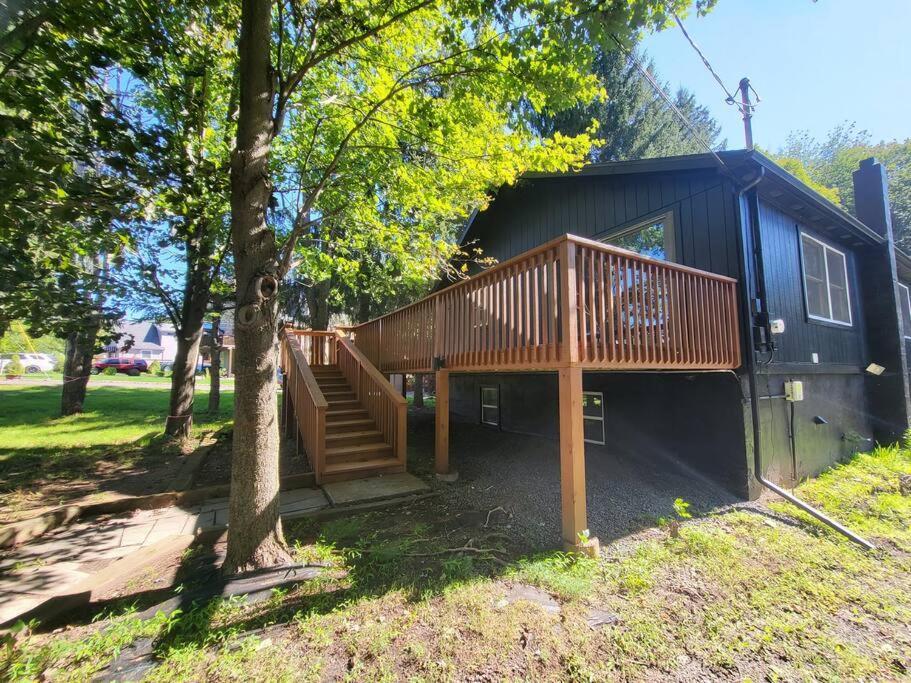 Holiday home Luxe Lake Ariel