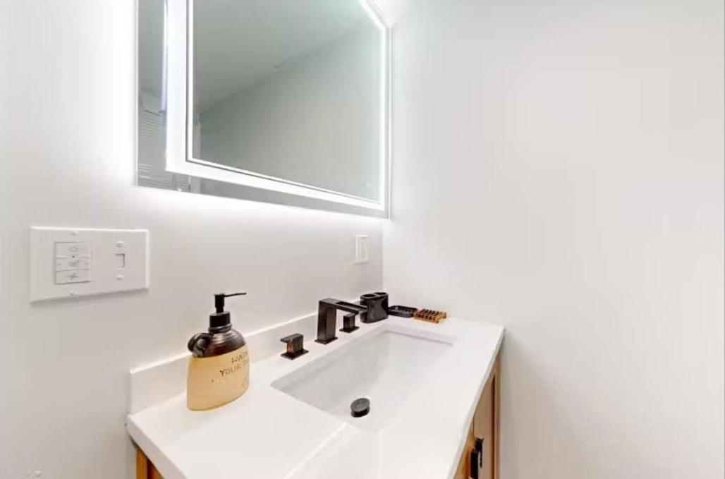Holiday home Luxe Lake Ariel